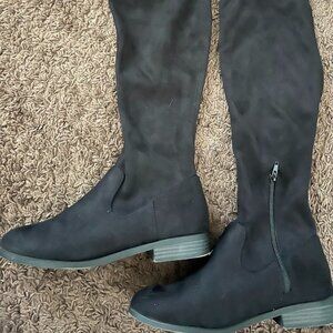 SODA Black Microsuede Stretch Over The Knee Boots Size 6